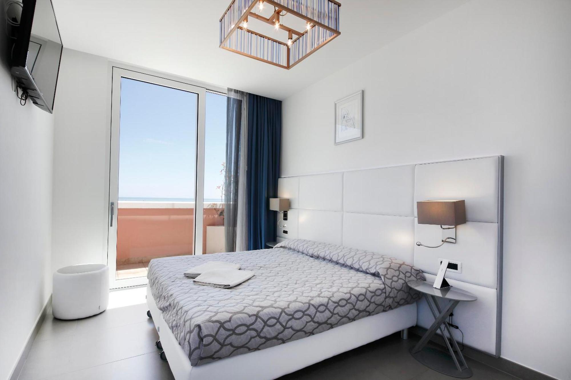 Grande Albergo Marin Lignano Sabbiadoro Eksteriør billede