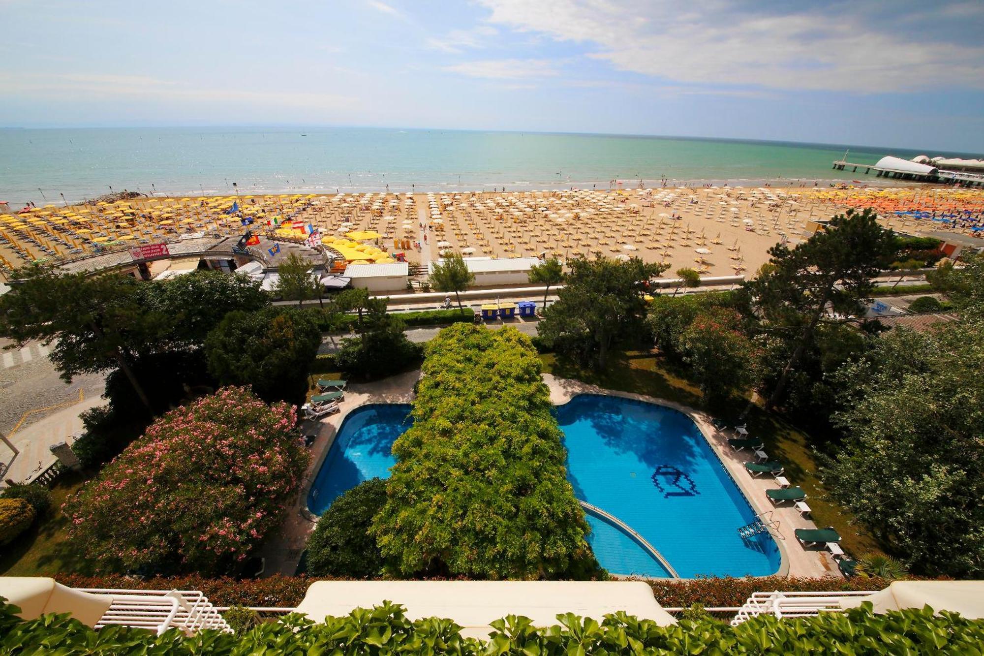 Grande Albergo Marin Lignano Sabbiadoro Eksteriør billede