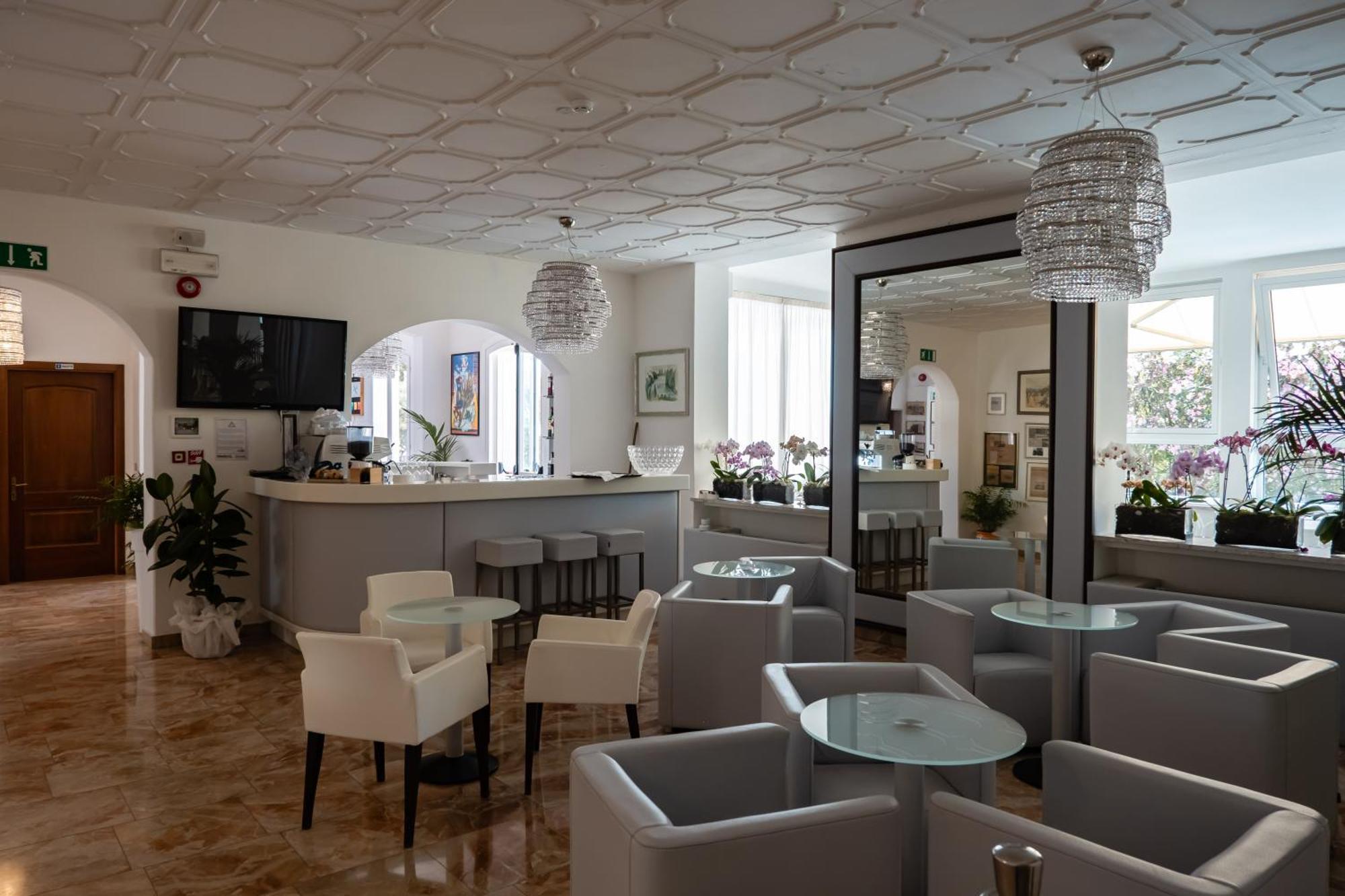 Grande Albergo Marin Lignano Sabbiadoro Eksteriør billede